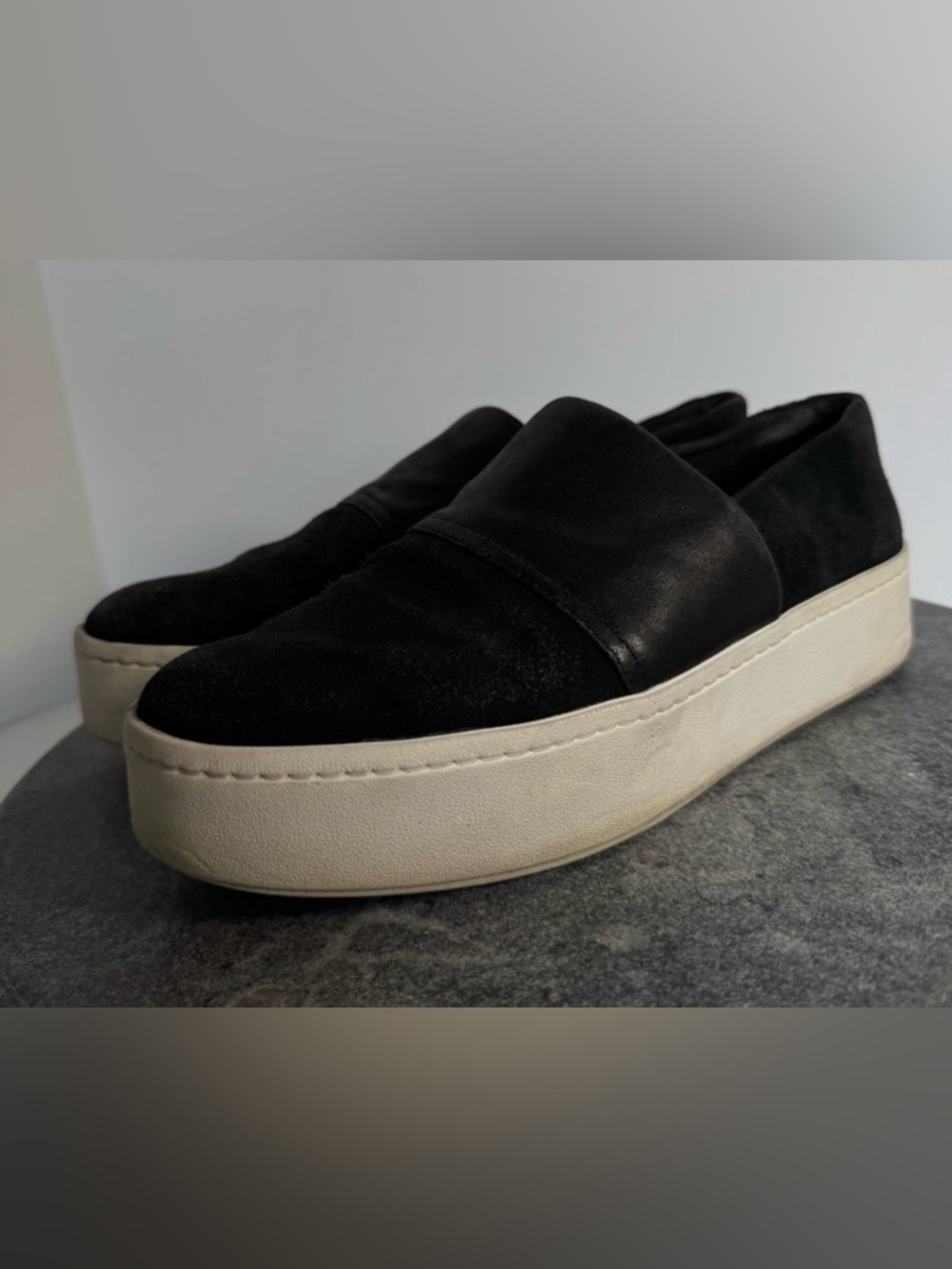 Vince Ward Suede Black Leather Slip On Sneakers Shoes 7.5